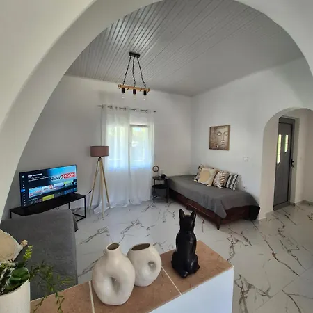 Casa Di Kontessa Ferienhaus Acharavi (Corfu)