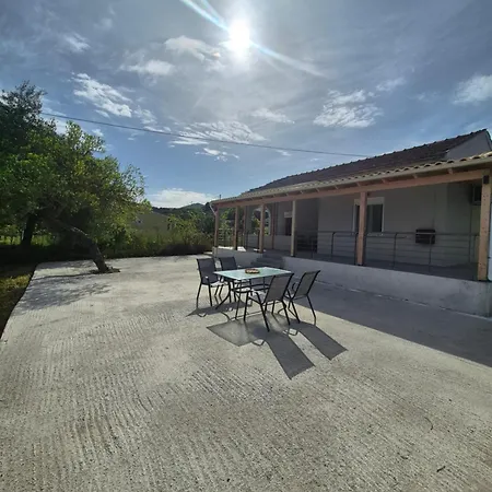 Casa Di Kontessa Tatil Evi Acharavi (Corfu)